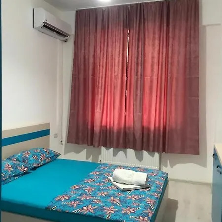 Apartament Zara Cu Piscina - Mamaia Nord