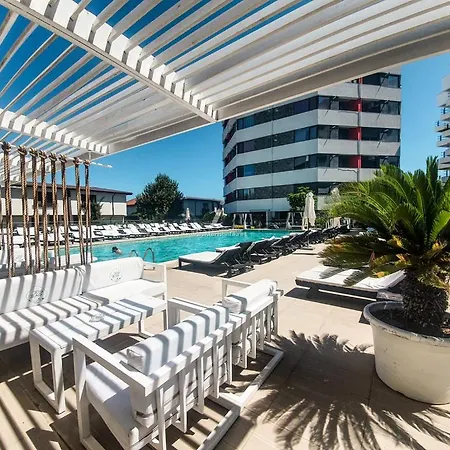 Apartmán Apartament Zara Cu Piscina - Mamaia Nord *